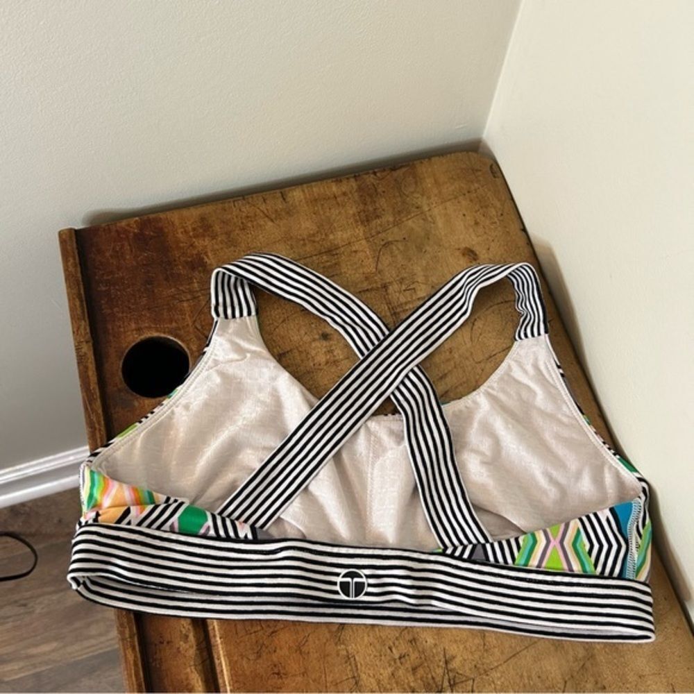 Trina Turk sports bra swimsuit top no pads